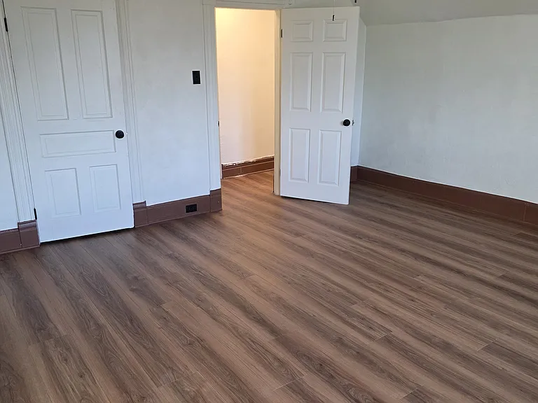 Spacious bedroom