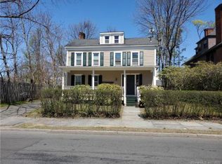 106 Niles St, Hartford, CT 06105