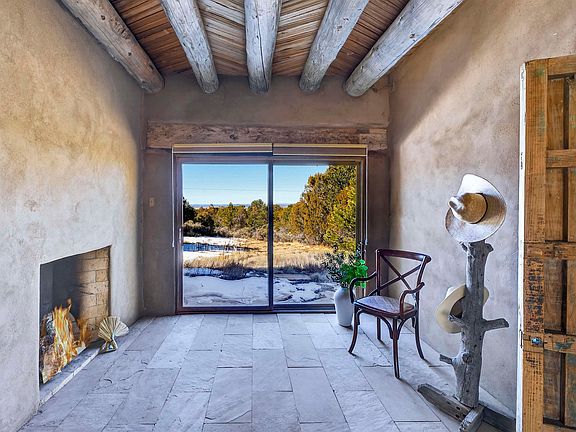 2nd image of 26 La Canada Rd