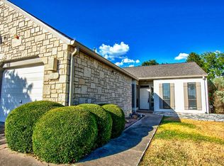 2015 Balmoral Dr, Kerrville, TX 78028