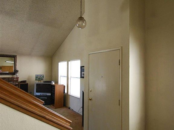 5th image of 2231 N Sea Ct