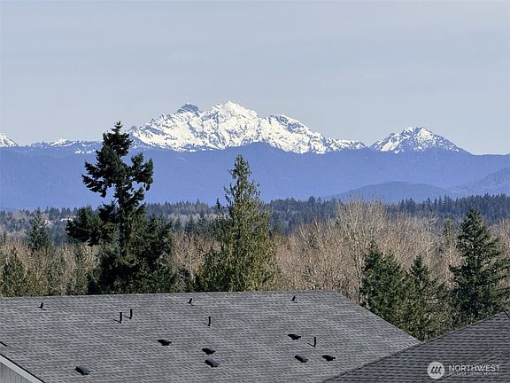 3rd image of 922 119th Avenue SE