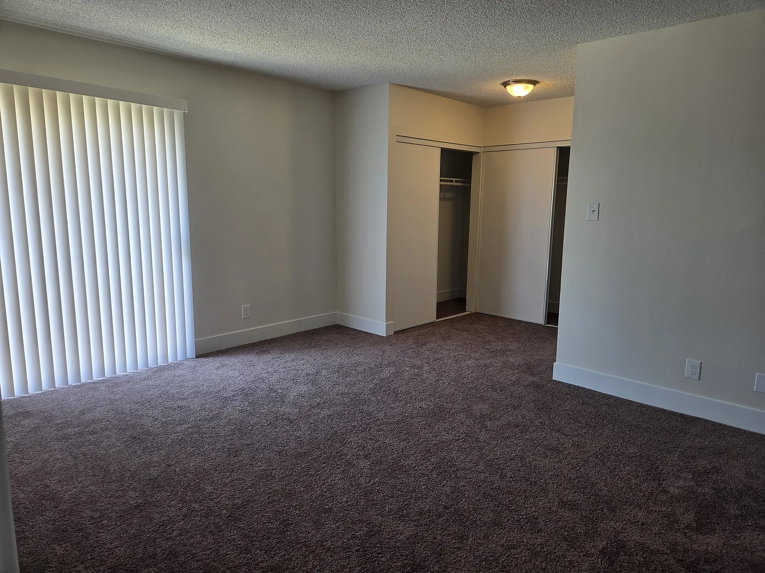 3 bed, 1100 sqft, $2,950 — Photo 4