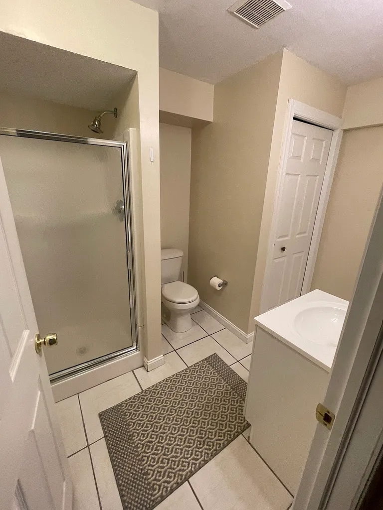 Building Photo - 7531 Biscayne Blvd #1