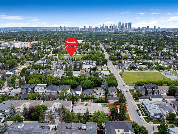 2nd image of 604 S 56th Ave SW