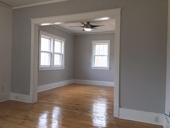 4th image of 608 Spear Ave