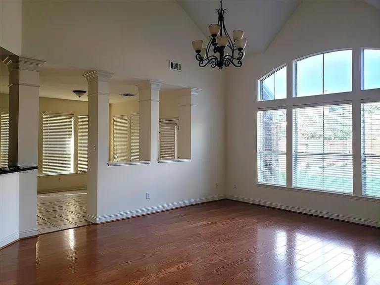 5319 Ashley Way Ct — Photo 5