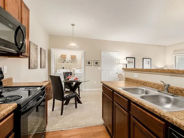 Ravines at Rocky Ridge - RENT SPECIALS: 1BD 1BA 1st TWO MONTHS RENT FREE & $0 dollar Security Dep... — Photo 27