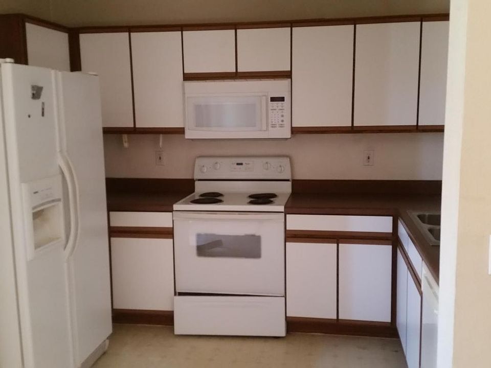 1st image of 15858 W Watson Ln