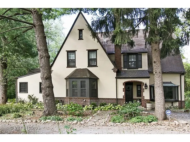 1648 Western Ave photo 1