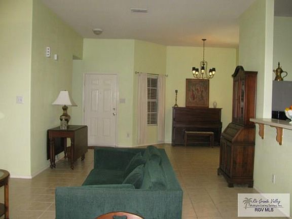 4th image of 3129 Norfolk Dr