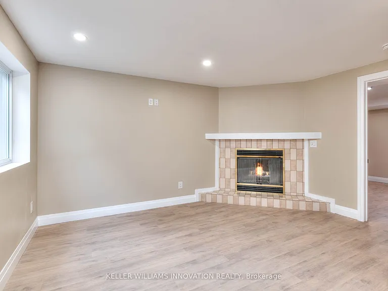 170 Wheatfield Cres #LOWER — Photo 12