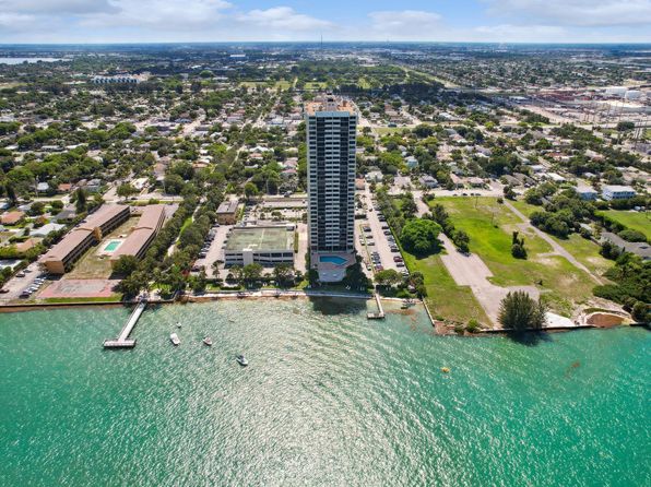 5600 N Flagler Drive #704, West Palm Beach, FL 33407