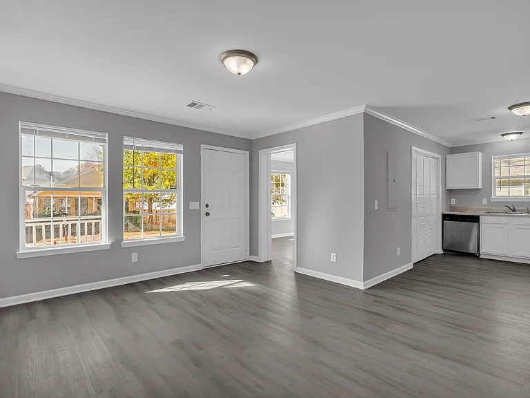 1040 Thomasville Estates Way SE — Photo 34