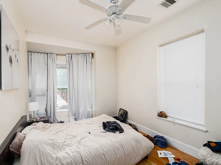 30 Gloucester St #3 — Photo 15
