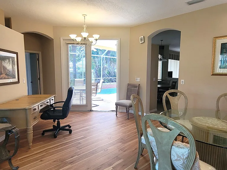 142 Babylon Ln — Photo 18
