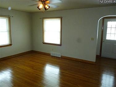 2nd image of 5448 Baker St