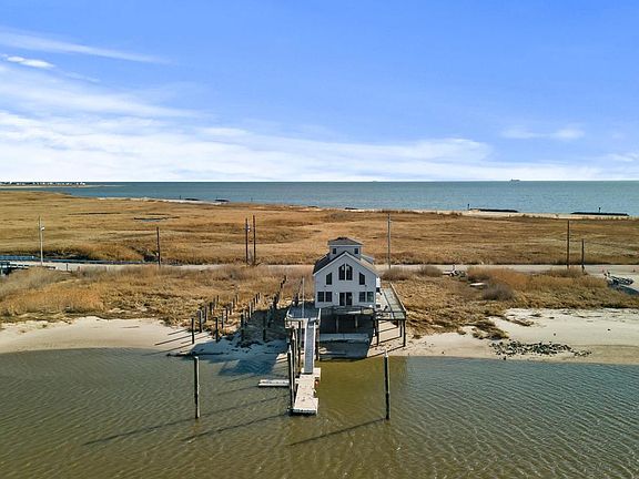 4th image of 510 Bay Point Rd