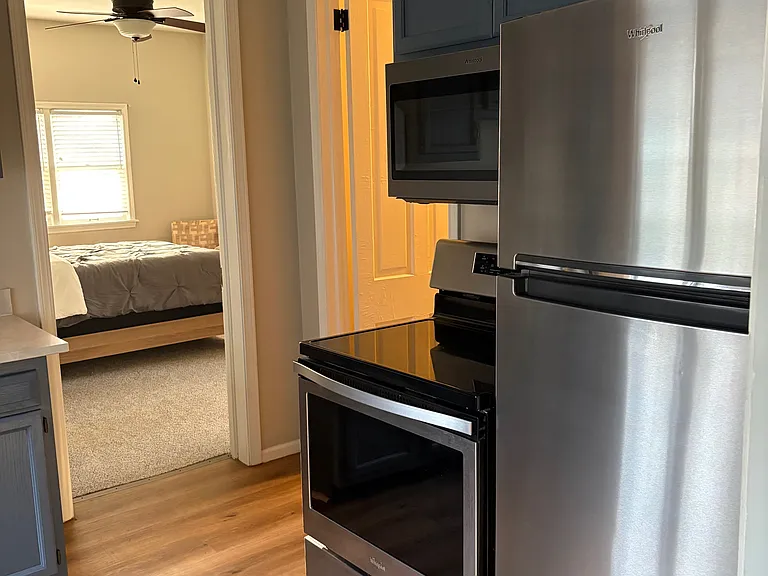 409 Stuart Ave — Photo 5