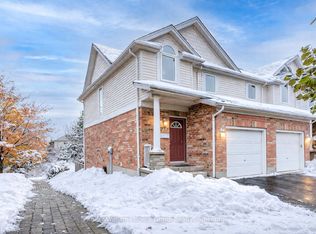 151 Clairfields Dr E #23, Guelph, ON N1L 1P5