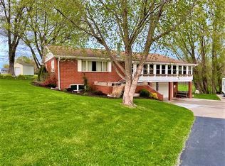 16860 Tampico Rd, Sterling, IL 61081