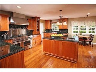 4th image of 20613 Wells Dr