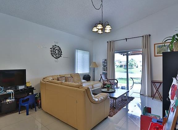 3rd image of 333 NW 111th Ct #0000