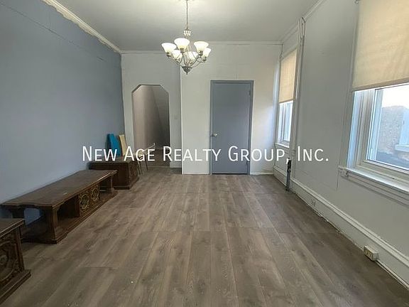 5th image of 615 N 34th St Floor 2