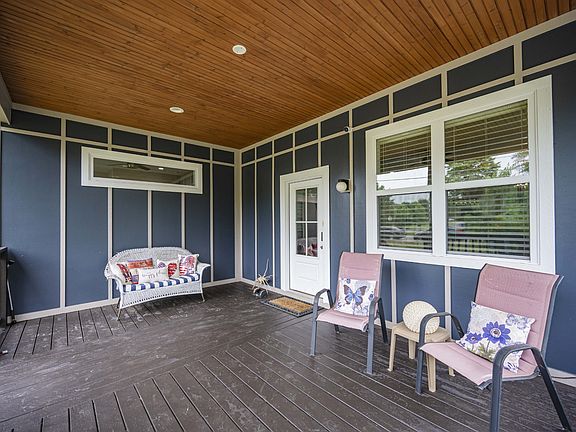 4th image of 201 Suncrest Dr