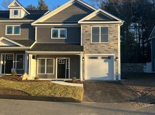 10 Meadow Ln, Dayville, CT 06241