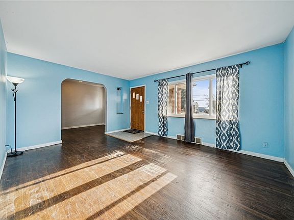 4th image of 1309 Penhurst Dr