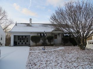 504 W Grove St, Clarks Summit, PA 18411