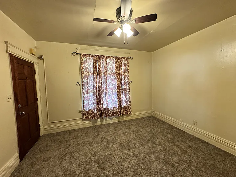 826 Greenwood Ave — Photo 8