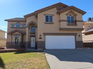 943 Via Descanso Dr, El Paso, TX 79912