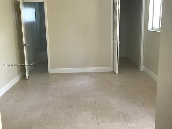4th image of 1340 SW 65th Ave #1