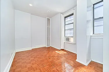 Rented by Living New York
