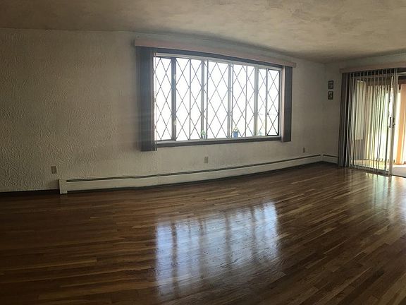 3rd image of 59 Winthrop Shore Dr #2