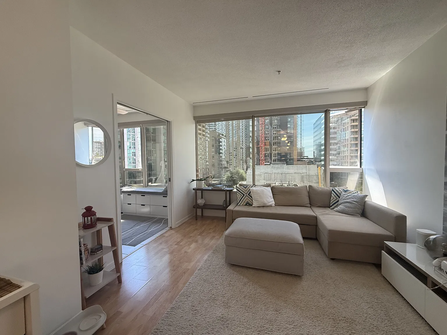 1 bed, 670 sqft, $2,550 — Photo 4