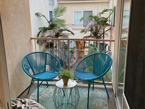 4th image of 1710 Granville Ave APT 8