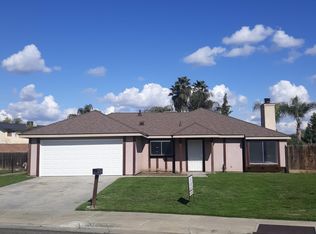 876 Carla Dr, Lemoore, CA 93245