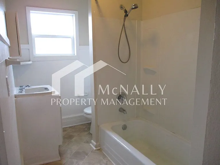 817 S 11th St #5 — Photo 9