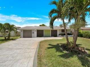 7941 Shalimar St, Hollywood, FL 33023