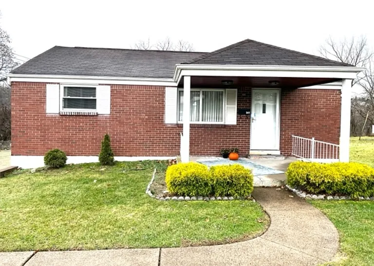 307 Olympic Rd — Photo 2