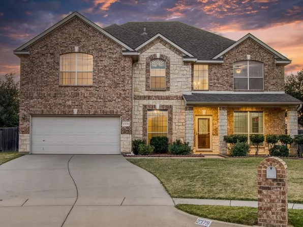 2379 Merlin Dr, Grand Prairie, TX 75052