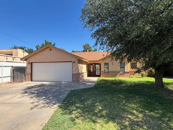 713 Garden Pl, Roswell, NM 88201