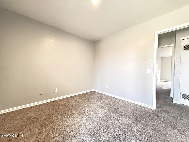 10405 Ashwood Dr #A — Photo 21
