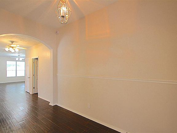 3rd image of 3228 Meadow Bay Ln