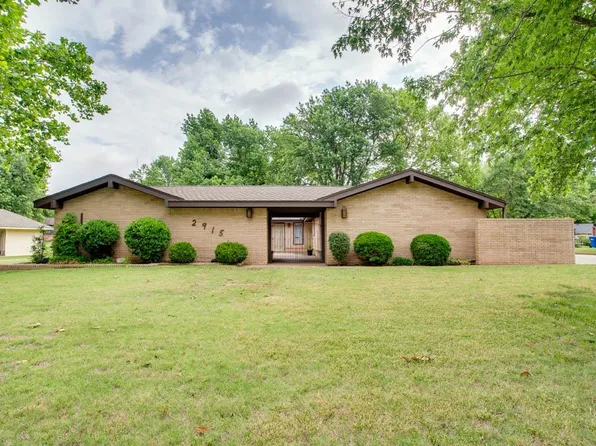 2915 Whippoorwill Ln, Enid, OK 73703