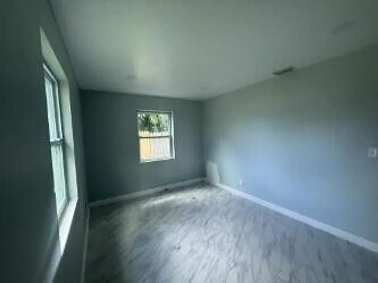2329 Fairway Dr — Photo 10