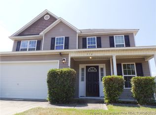 314 Roanoke Dr, Raeford, NC 28376